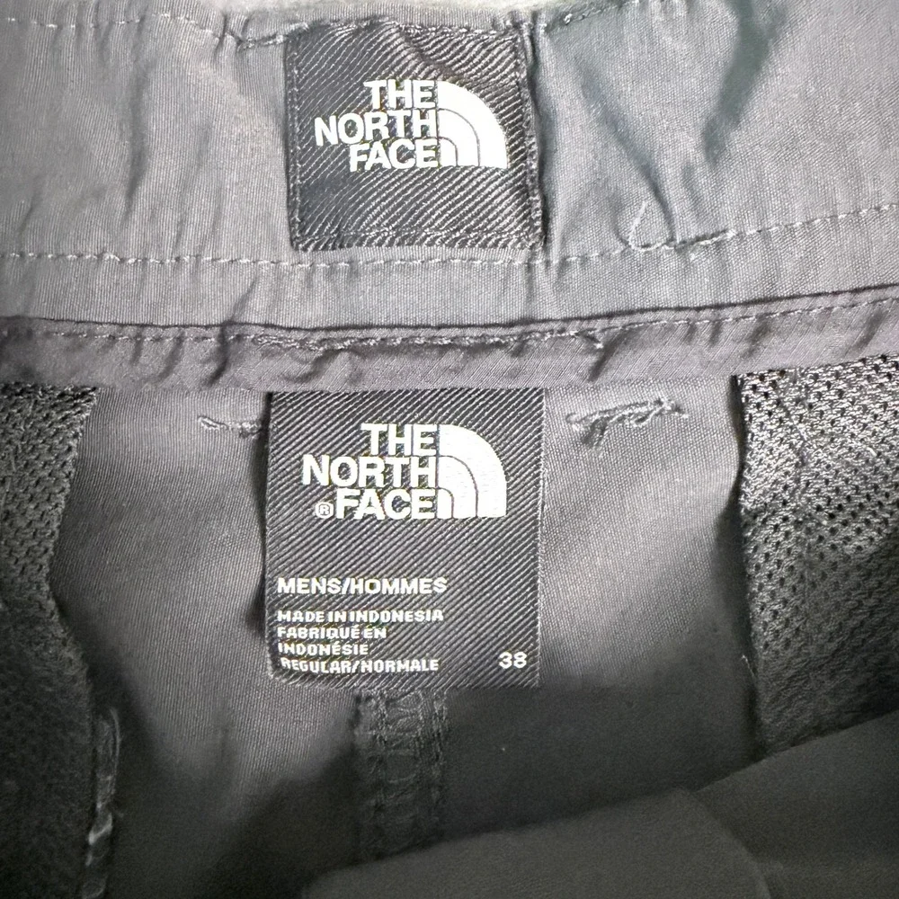 The North Face Mens SZ 38 Regular Dark Gray Flat Front Outdoor Hiking Shorts